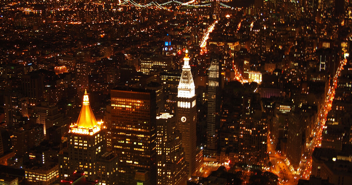 ニューヨークの摩天楼の夜景